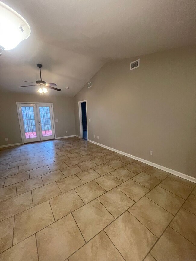 Foto del edificio - 108 Leeswood Cir