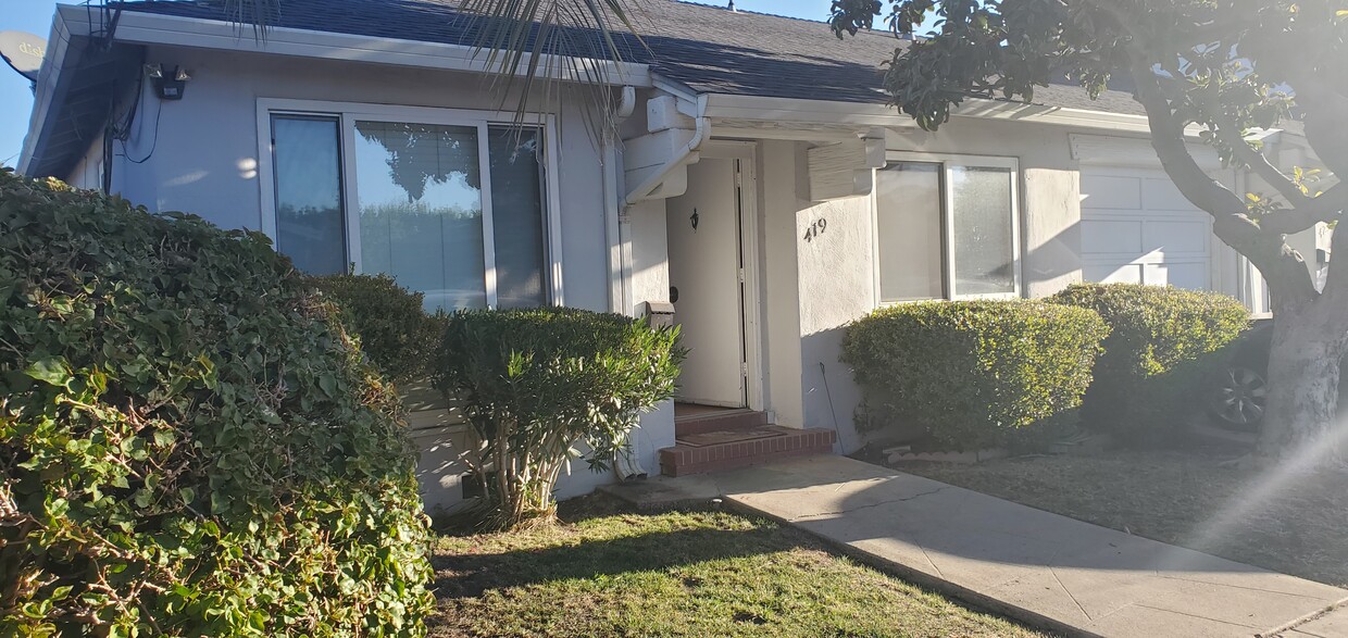 Primary Photo - 419 Hilton St
