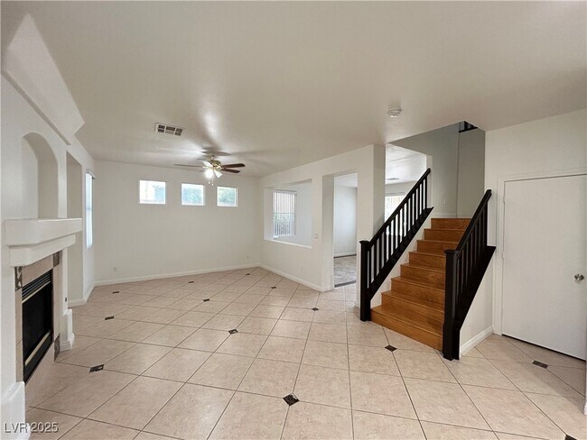 Building Photo - 317 Silver Grove St