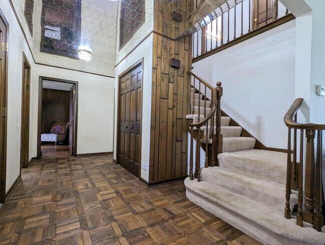 Foto del edificio - 2527 Checker Rd