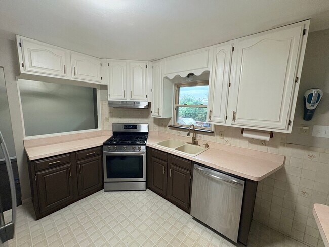 Foto del edificio - 10415 Antrim Dr