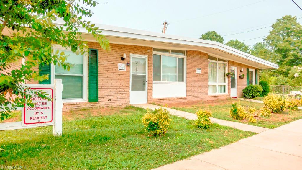 Foto principal - 3757 Avera Ave