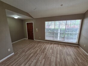 Building Photo - 12318 Fetlock Dr