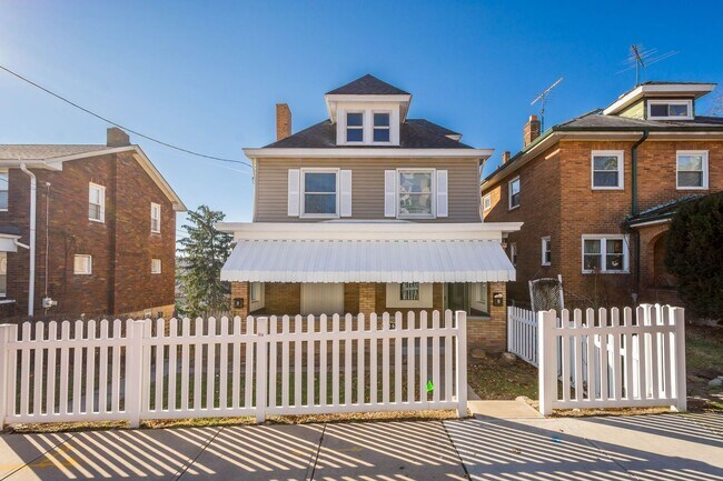 Building Photo - 506 Berwin Avenue