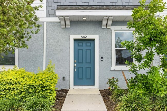 Building Photo - 8865 Daybreak St