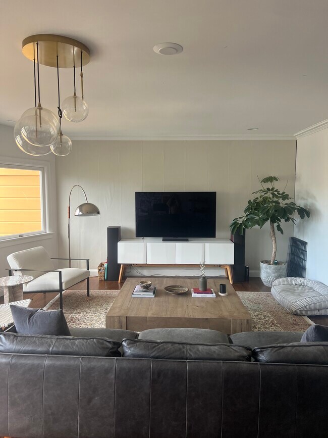 Living Room - 50 Culebra Ter