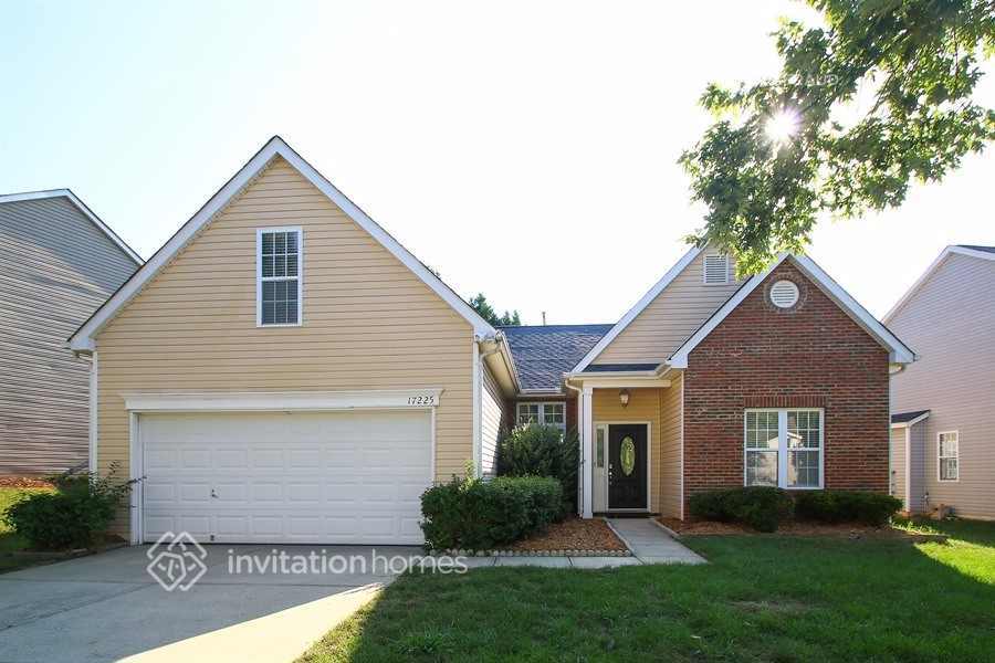 Foto principal - 17225 Commons Crossing Dr