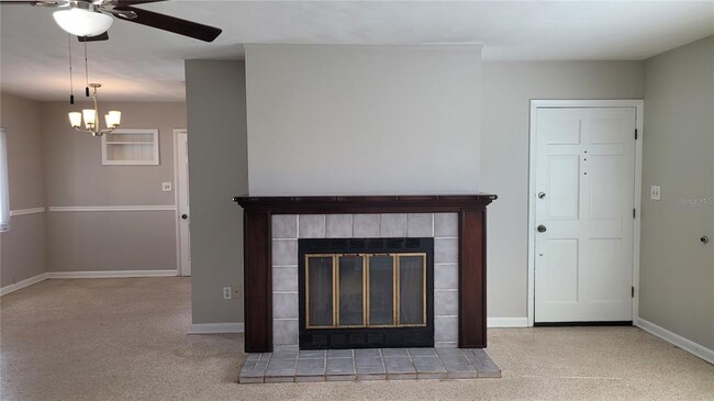 Building Photo - 521 20th St SW