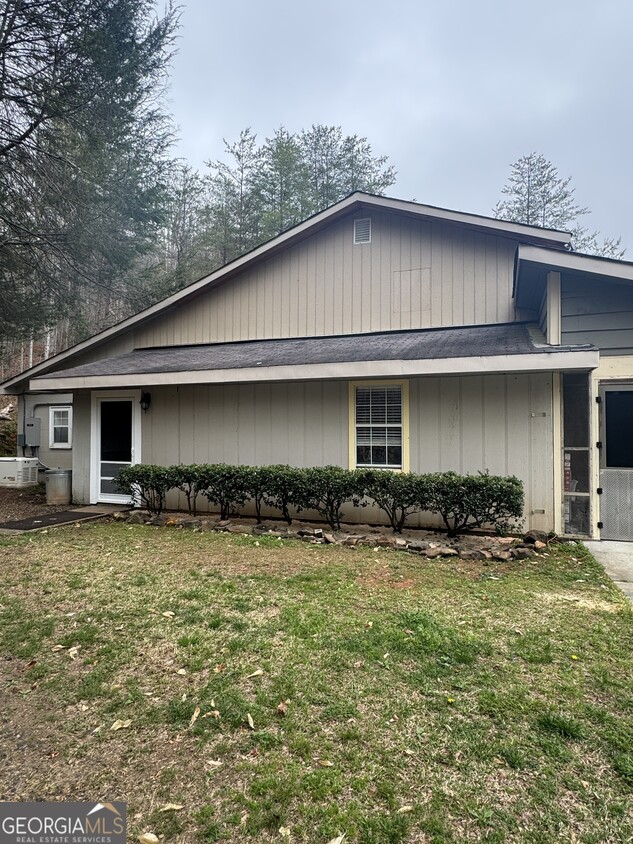 Primary Photo - 148 Glenn Head Rd