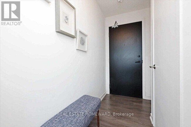 Photo du bâtiment - 125 Redpath Ave