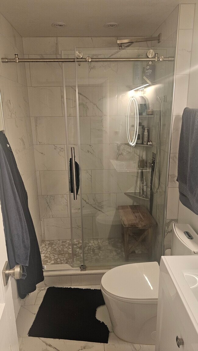 Photo - 57 Oakridge St Apartment