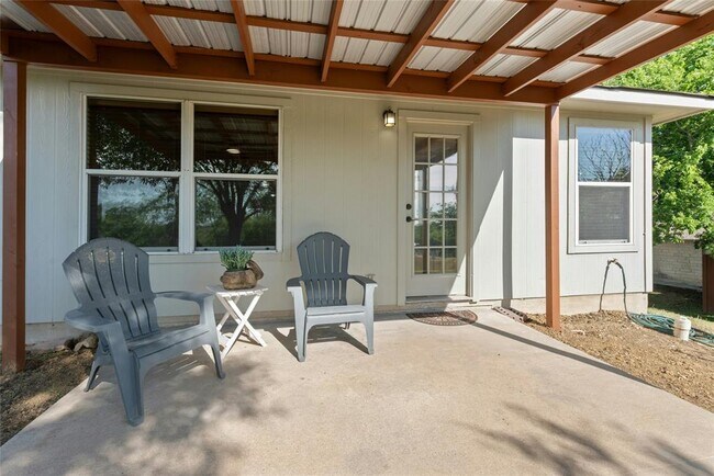Foto del edificio - 515 Dandelion Loop