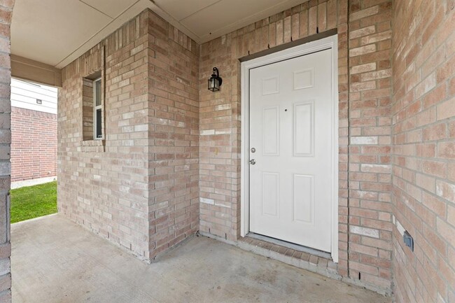 Building Photo - 13003 Cres Manor Ln