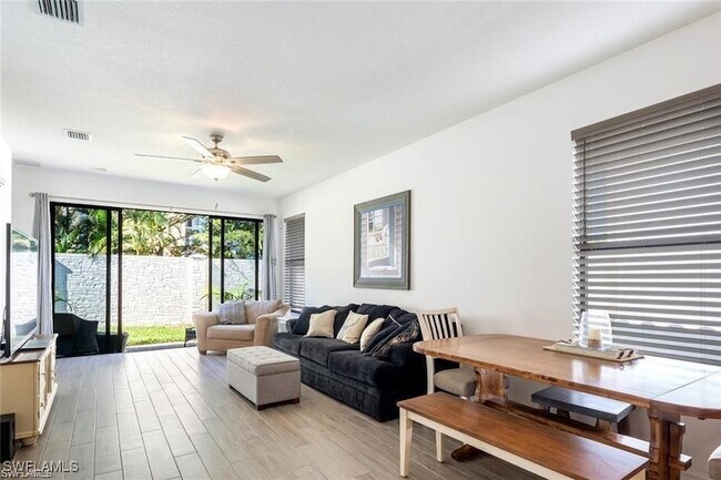 Building Photo - 8793 Madrid Cir