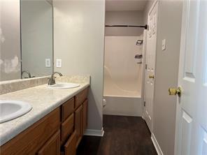 Building Photo - 132 Bayou Sara Ave