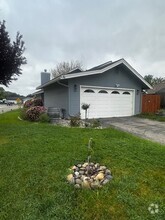 Building Photo - 153 Wessels Way