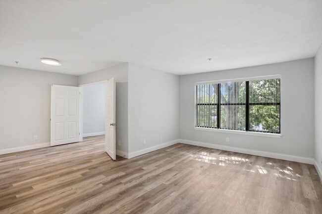 Building Photo - 2315 N Congress Ave