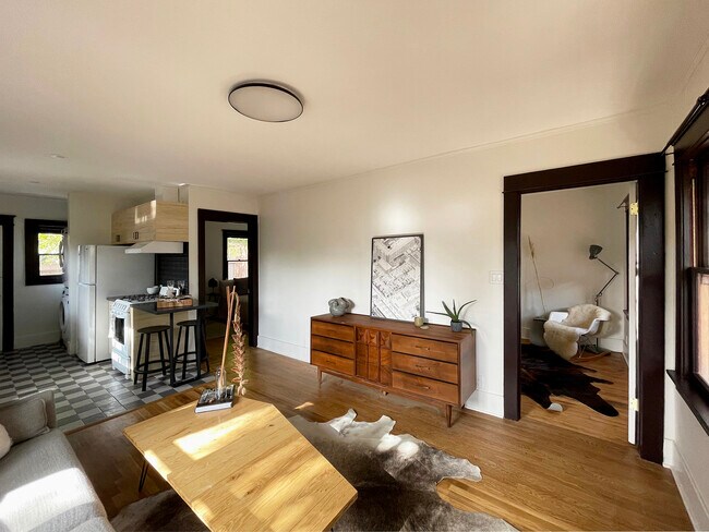 Foto del edificio - 204 N Avenue 55