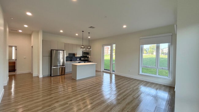 2BR 5B Open Concept - One Park