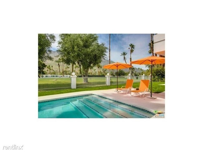 Building Photo - 2477 S Yosemite Dr
