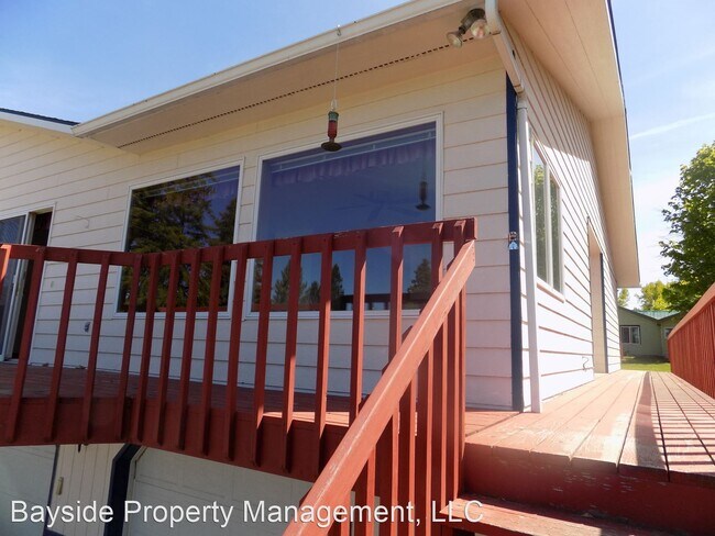 Building Photo - 3 br, 2 bath House - 1309 Hillcrest #2