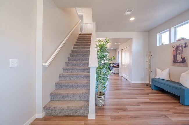 Foto del edificio - Stunning 3 Bed 2.5 Bath Home in Harvest Village