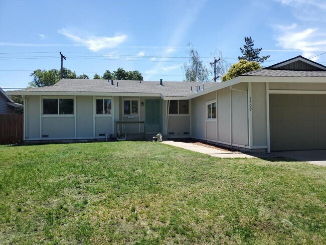 Foto del edificio - 5509 Kermit Ln