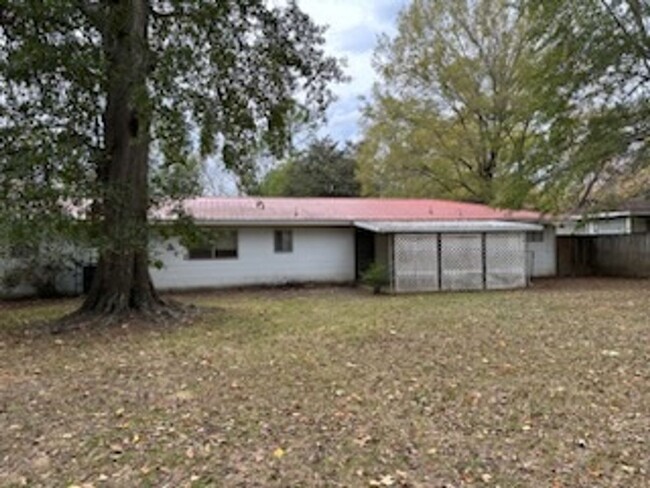 Building Photo - 2944 Marwood Dr.