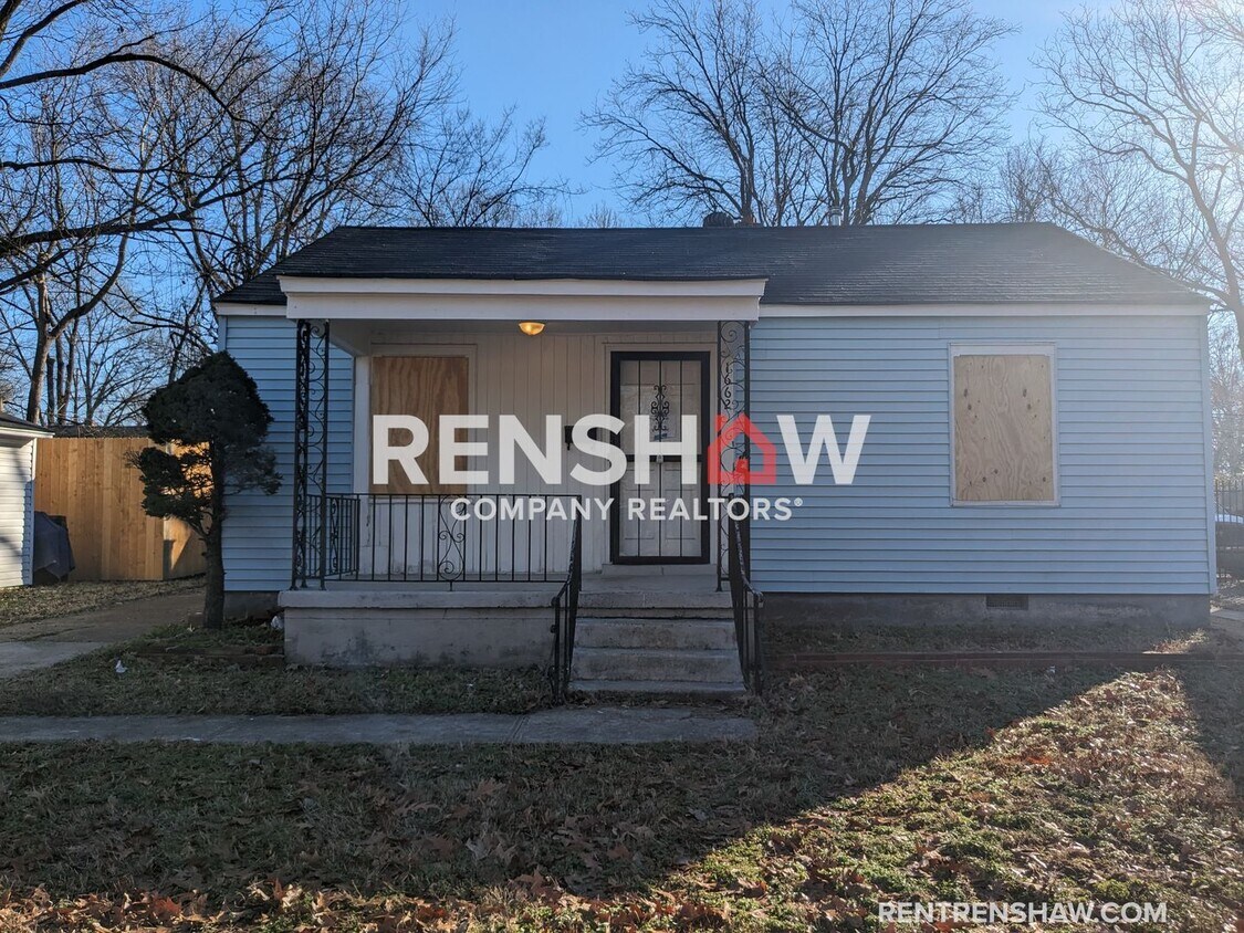 Primary Photo - Renovated Property - 2 Bed / 1 Bath - with...