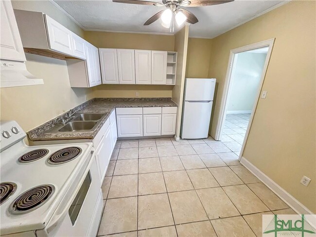 Building Photo - 5410 Emory Dr