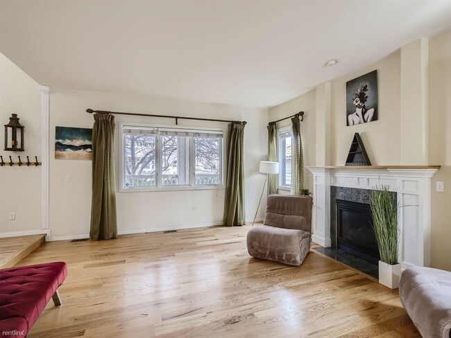 Building Photo - 5 br, 3.5 bath House - 4304 South Hampton ...