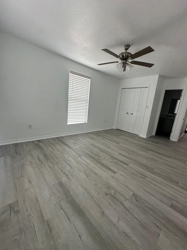 Foto del edificio - 3580 N Treadway Ave