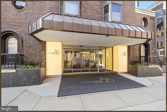 Building Photo - 2020 Walnut St