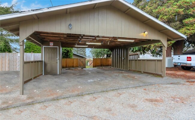 Building Photo - TAC T 4530-4532