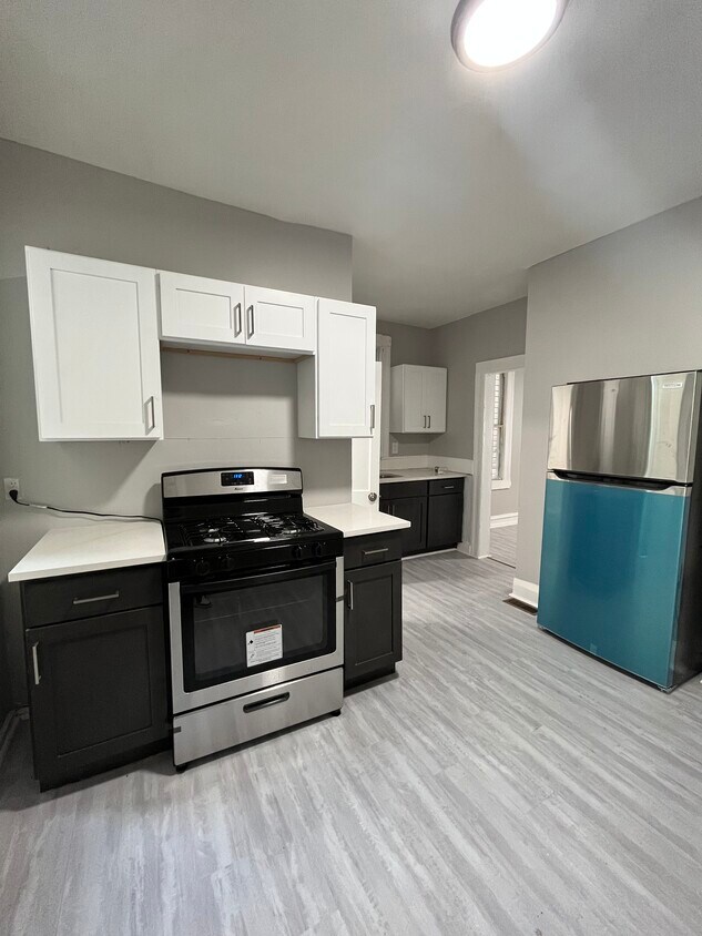 Foto principal - 77 2nd St
