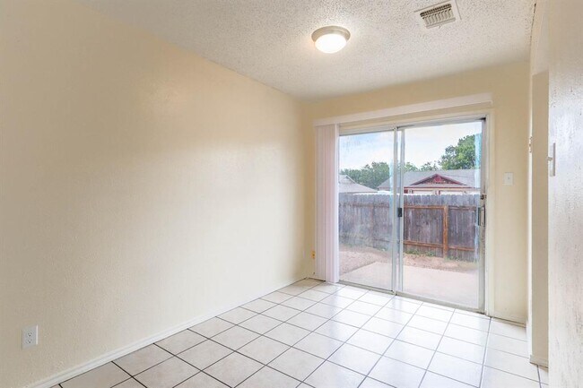 Foto del edificio - 1915 Prairie Knoll Ct