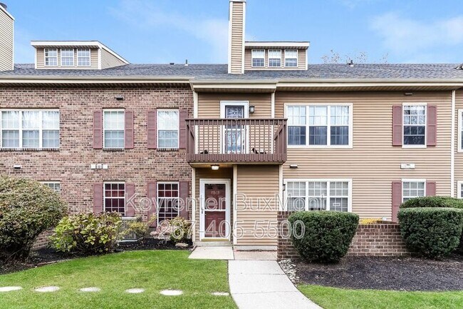 Foto del edificio - 654B Woodford Ln