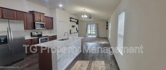 Building Photo - 8238 Meadow Walk Ln