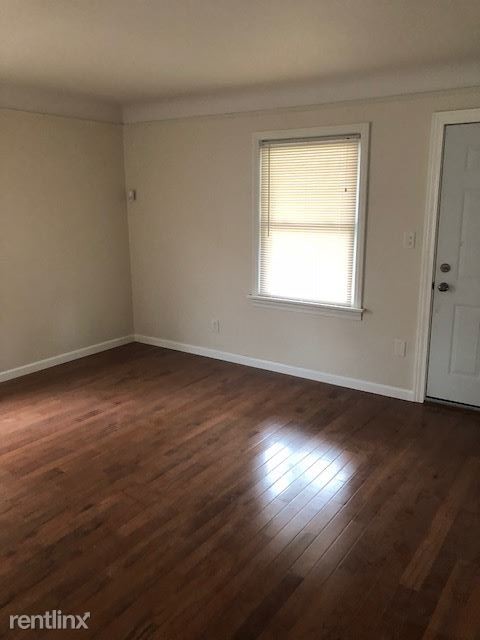 Building Photo - 3 br, 1 bath House - 7268 Evergreen Ave