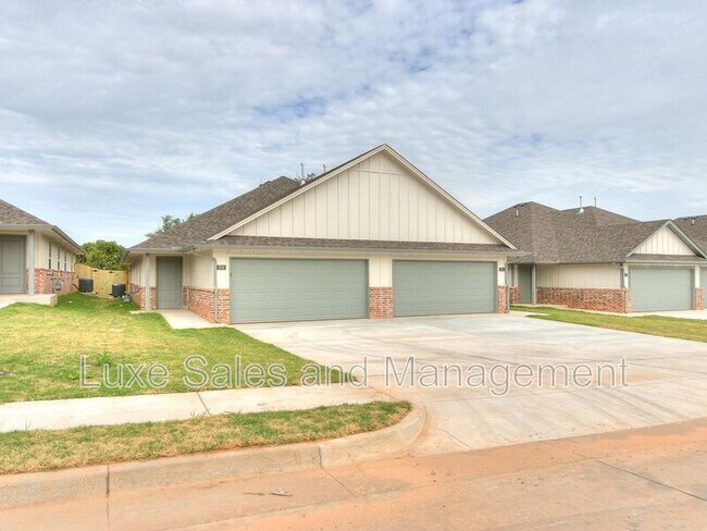 Building Photo - 3711 Franks Way