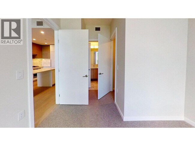 Photo du bâtiment - 2186 Gilmore Ave