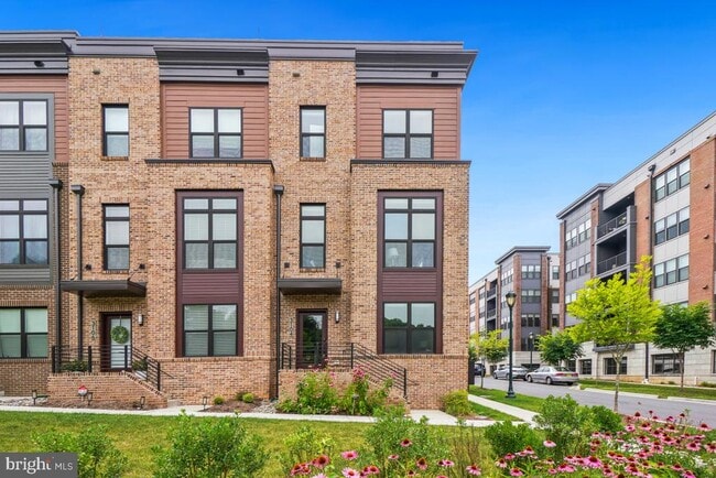 Building Photo - 3104 Royal Fern Pl