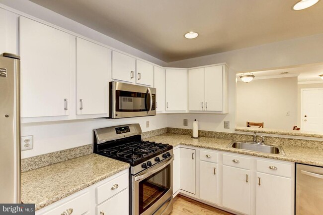 Building Photo - 15307 Diamond Cove Terrace