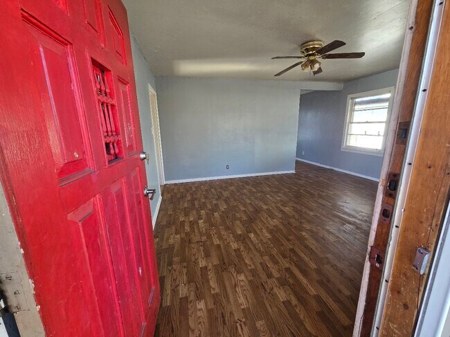 Foto del edificio - 4118 S Harrison St