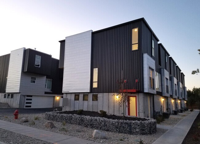 Building Photo - 1634 E 3300 S