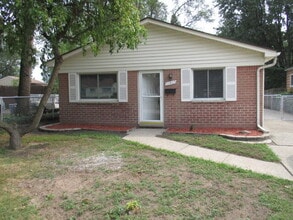 Building Photo - 31469 Fairchild St