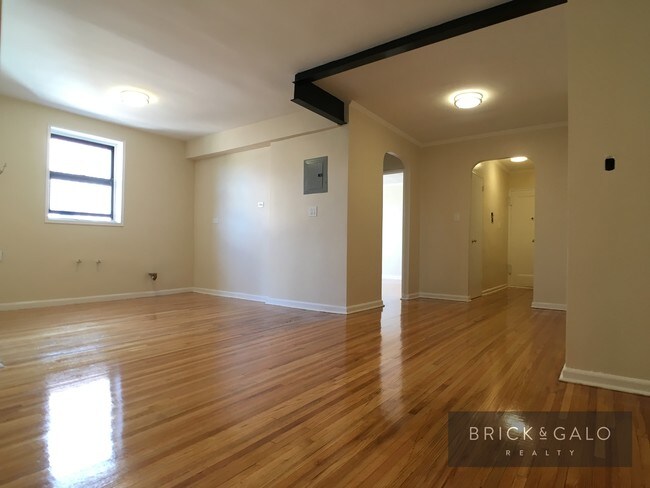 Foto del edificio - 520 E 21st St