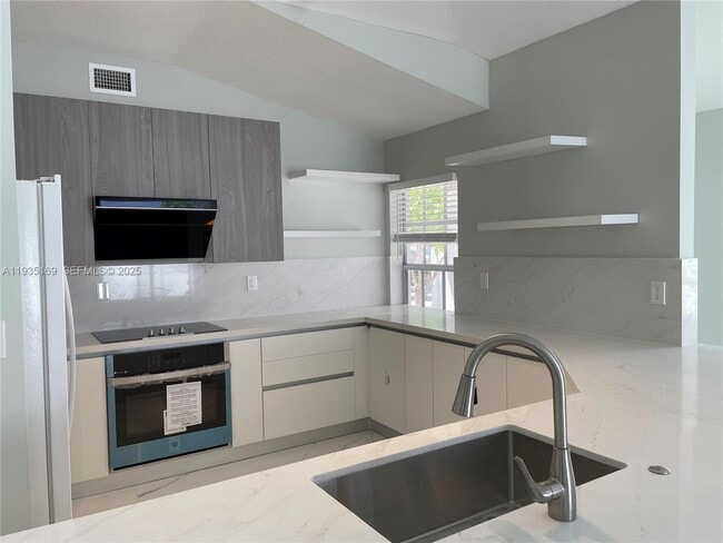 Building Photo - 1775 NW 166th Ave