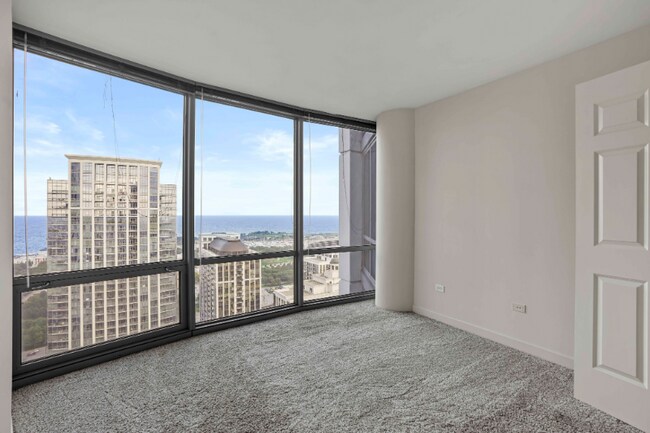 Photo - 1289 S Michigan Ave Apartment