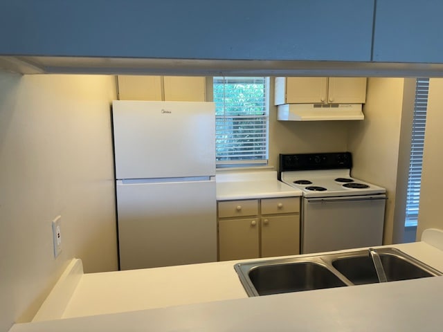 Building Photo - 708 Smokey Mountain Dr